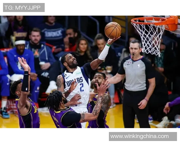 勇士队主帅斯蒂芬-柯尔：我们有信心在季后赛中再次称霸NBA！