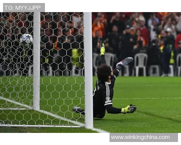 欧冠之路艰难，沃尔夫斯堡客场遭遇挑战败北