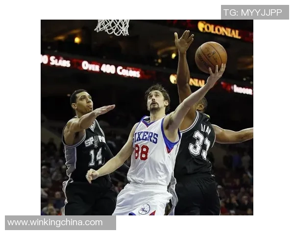 阿列克谢-施韦德神奇表现！砍下30分带领球队逆转取胜